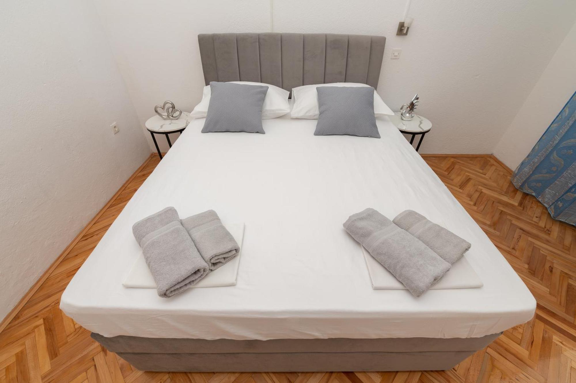 Apartment Sofija Makarska Eksteriør billede
